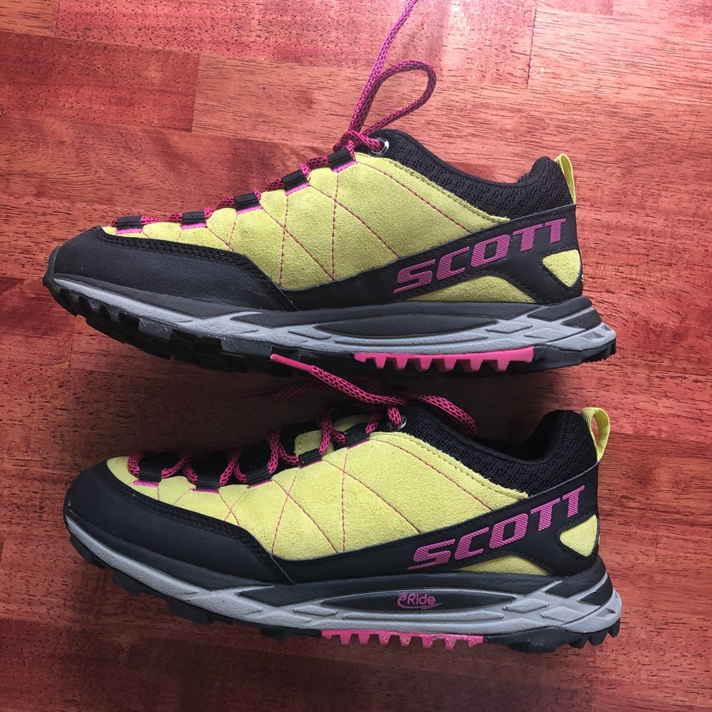 [Scott] Green& Pink Outdoor Sneakers Athletic Shoe